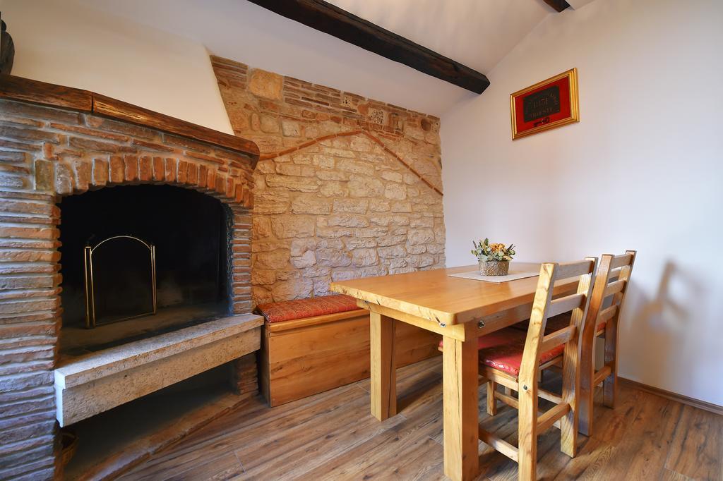 Antique apartment Arsenale Rovinj Extérieur photo