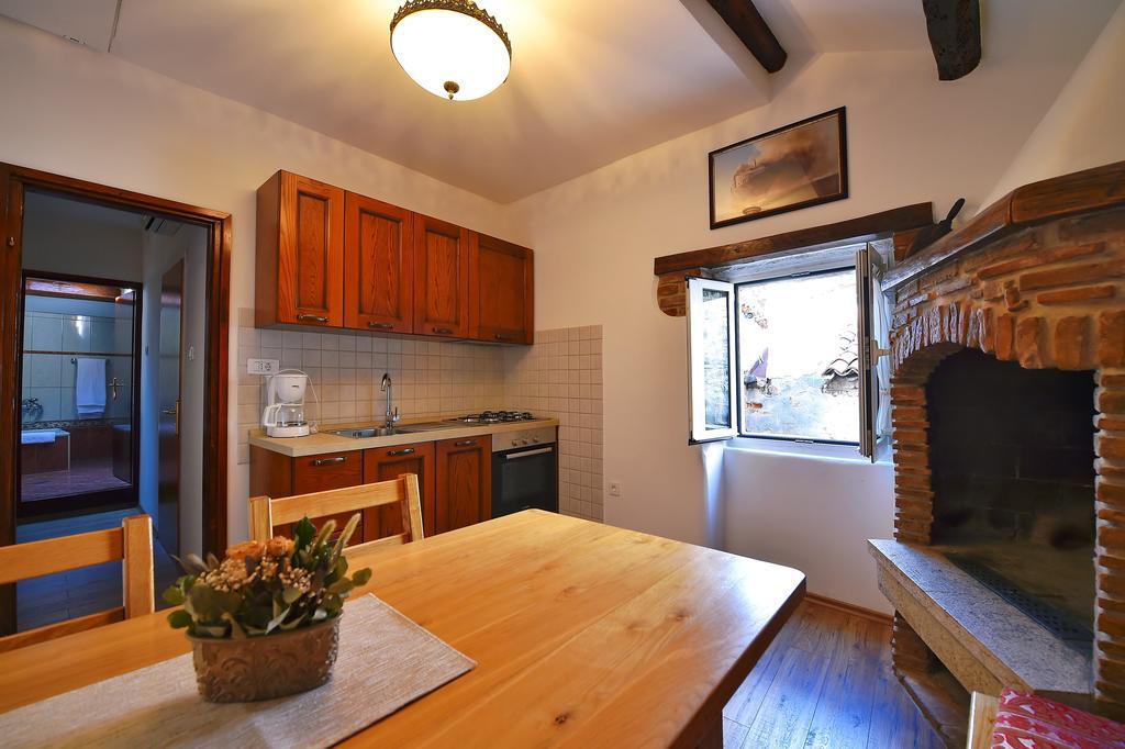 Antique apartment Arsenale Rovinj Extérieur photo